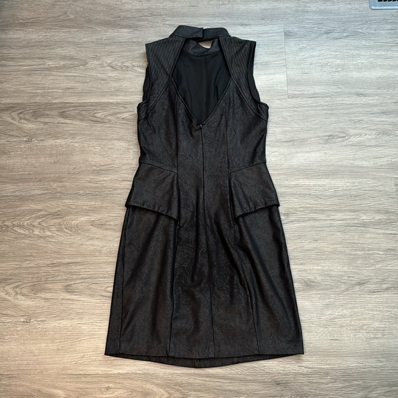 Guess Dress - Picture 2 of 2